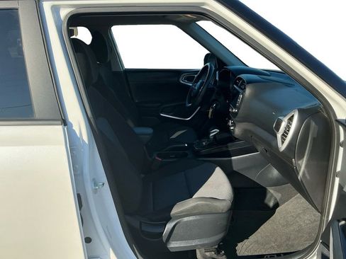 Used 2024 Kia Soul LX w/ Option Group 015 image 22