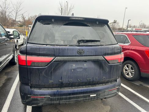 Used 2024 Toyota Sequoia Limited image 4