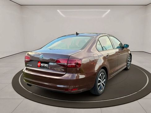Used 2016 Volkswagen Jetta SE FWD image 5