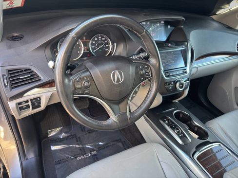 Used 2017 Acura MDX SH-AWD w/ Technology Package image 9