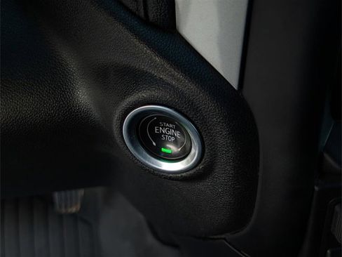 Used 2020 Chevrolet Silverado 1500 LT Trail Boss w/ Convenience Package image 16