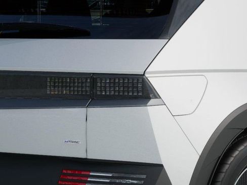 New 2026 Hyundai Ioniq 5 SE image 10