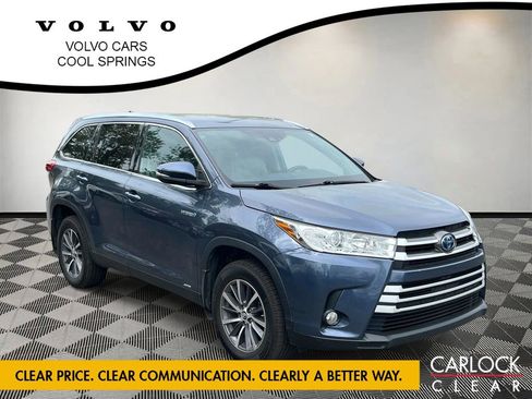 Used 2019 Toyota Highlander XLE image 1