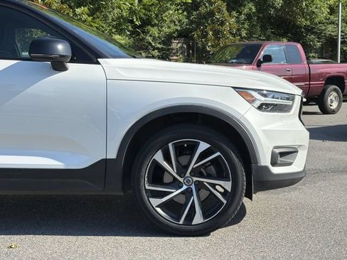 Used 2021 Volvo XC40 T5 R-Design w/ Advanced Package AWD/4WD image 9