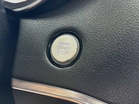 Used 2022 Kia Stinger GT1 RWD image 29