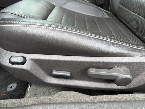 Used 2014 Ford Mustang GT Premium w/ Comfort Package RWD image 11