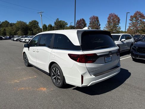 New 2026 Honda Odyssey EX-L image 5