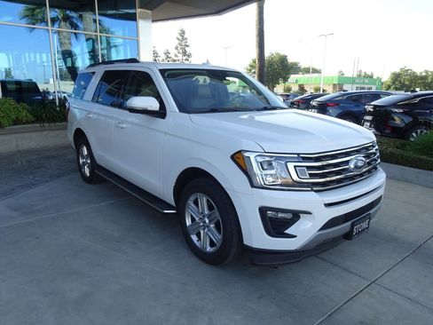Used 2020 Ford Expedition XLT w/ Equipment Group 202A RWD image 1