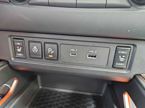 Used 2023 Nissan Frontier PRO-4X w/ Pro-4X Premium Package AWD/4WD image 57