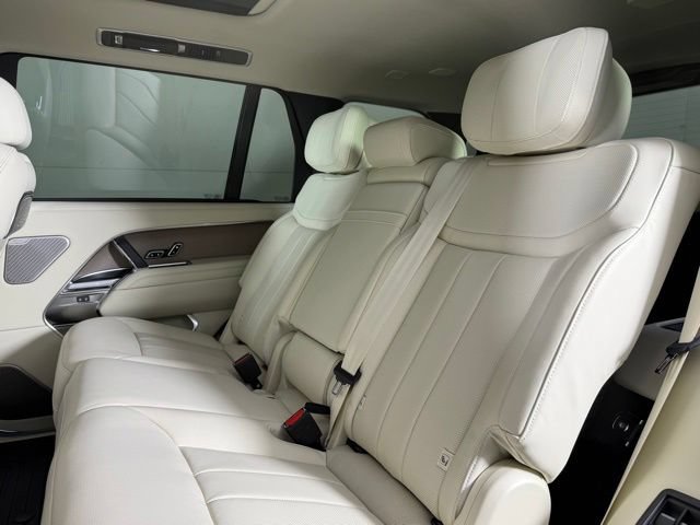 New 2026 Land Rover Range Rover Long Wheelbase Autobiography AWD/4WD image 22