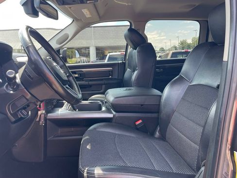 Used 2018 RAM 2500 Big Horn w/ Sport Appearance Group AWD/4WD image 2