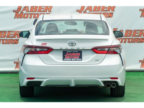 Used 2024 Toyota Camry SE w/ Convenience Package FWD image 31