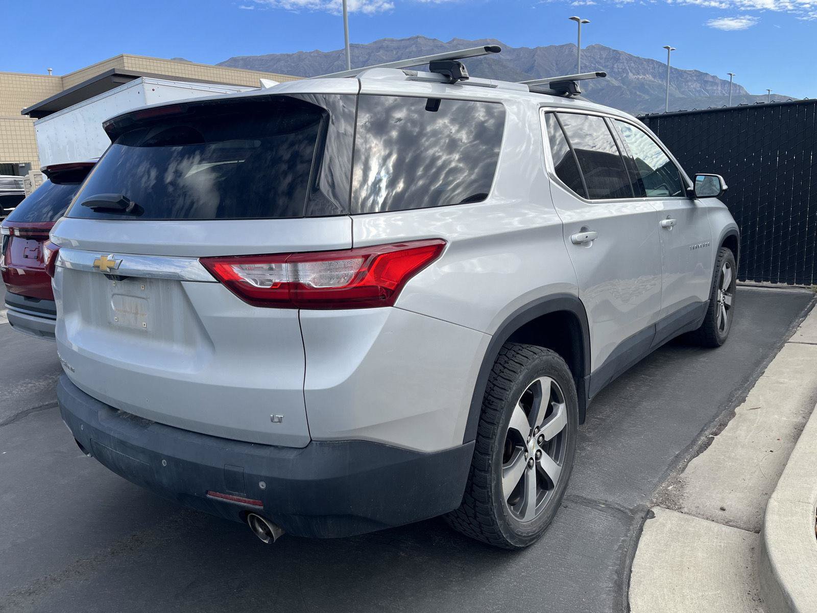 Used 2018 Chevrolet Traverse LT AWD/4WD image 5