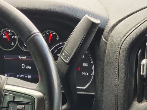 Used 2022 Chevrolet Silverado 1500 RST image 17