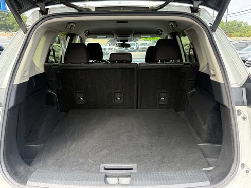 Used 2024 Nissan Rogue SV FWD image 13