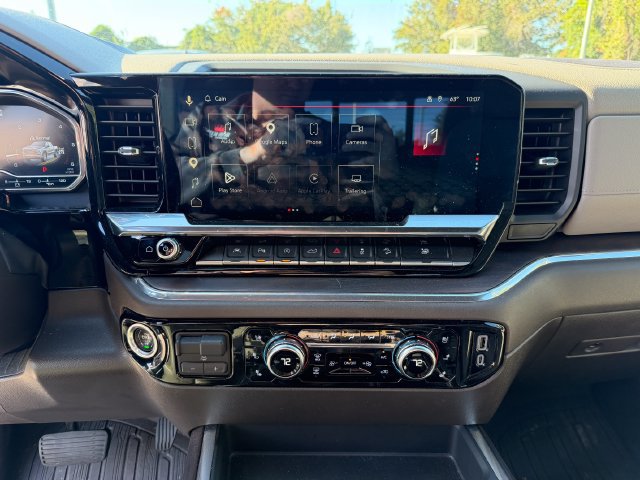 Used 2023 GMC Sierra 1500 SLT w/ SLT Premium Plus Package AWD/4WD image 13