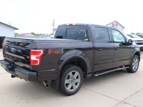 Used 2018 Ford F150 XLT w/ Equipment Group 302A Luxury AWD/4WD image 8