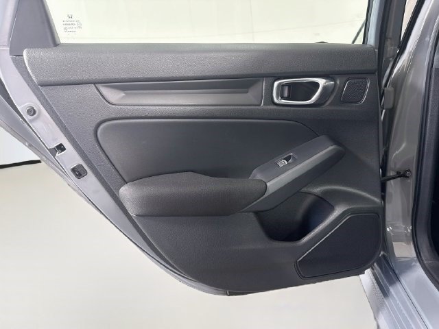 Used 2025 Honda Civic Sport image 25