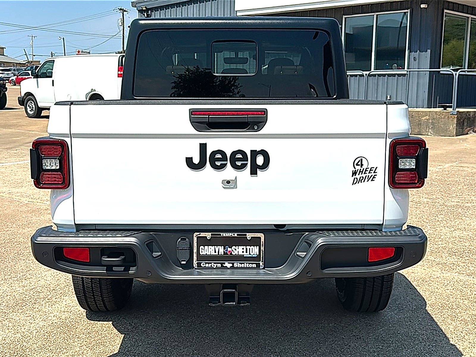 Used 2023 Jeep Gladiator Sport AWD/4WD image 7