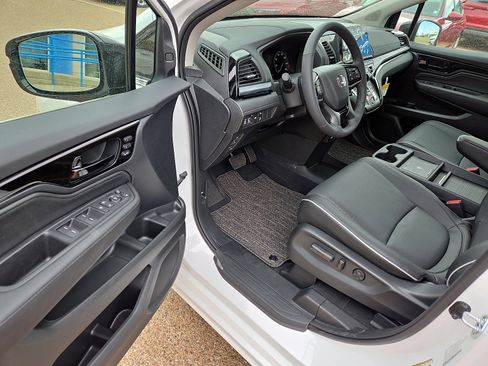 New 2026 Honda Odyssey Elite image 10