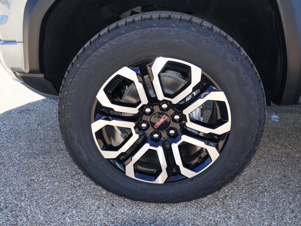 New 2026 GMC Canyon AT4 w/ Technology Plus Package AWD/4WD image 37