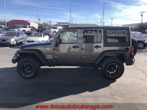 Used 2017 Jeep Wrangler Unlimited Sport w/ Quick Order Package 24S image 5