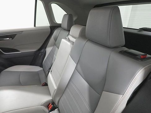 Used 2023 Toyota RAV4 XLE Premium image 25