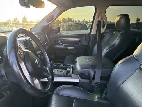 Used 2013 RAM 1500 Laramie w/ Convenience Group image 20