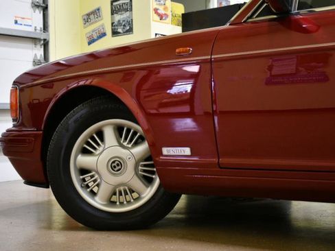 Used 1998 Bentley Brooklands Long Wheelbase RWD image 16