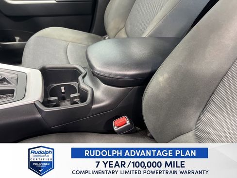 Used 2024 Toyota RAV4 LE FWD image 28