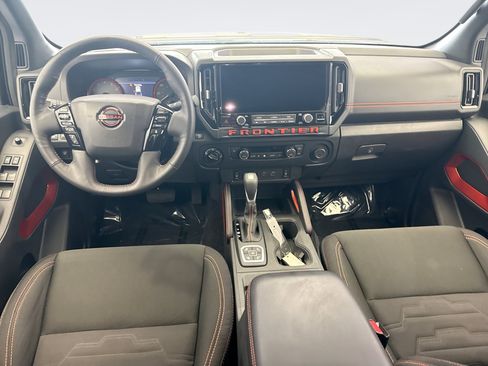 Used 2026 Nissan Frontier PRO-4X AWD/4WD image 14