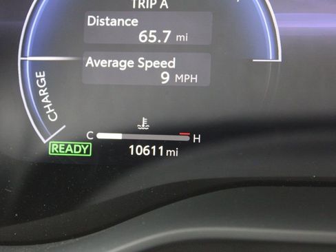 Used 2025 Toyota Sienna Platinum image 39