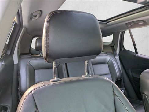 Used 2020 GMC Terrain SLT w/ Preferred Package FWD image 13