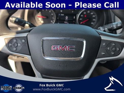 Used 2023 GMC Terrain SLE w/ Driver Convenience Package FWD image 15