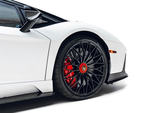 Used 2018 Lamborghini Aventador S AWD/4WD image 14