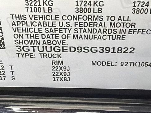 Used 2025 GMC Sierra 1500 Denali w/ Denali Reserve Package AWD/4WD image 33