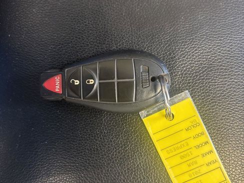 Used 2018 RAM 1500 Express image 30