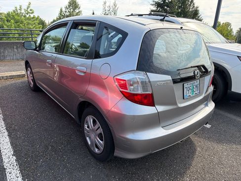 Used 2010 Honda Fit image 5