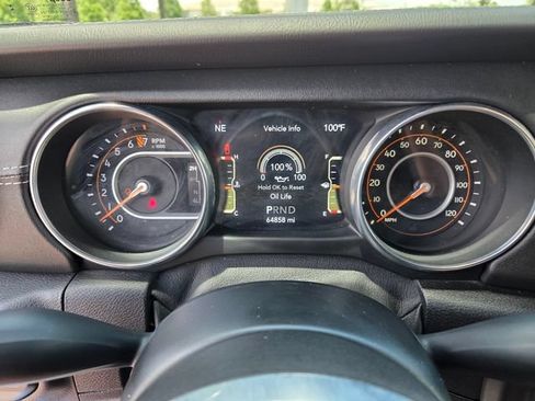 Used 2021 Jeep Gladiator Overland w/ Popular Equipment Package AWD/4WD image 31
