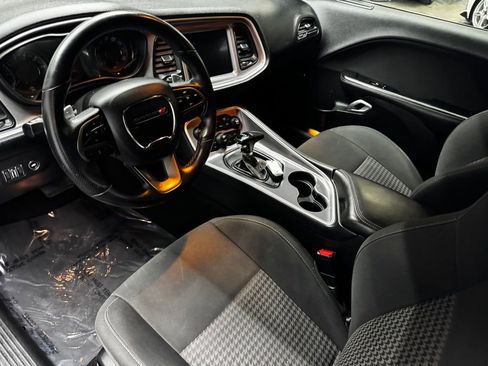 Used 2019 Dodge Challenger GT w/ Blacktop Package RWD image 33