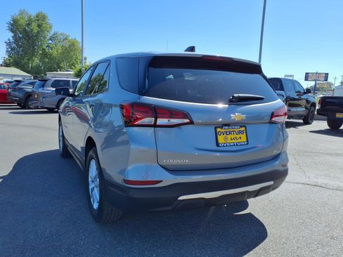 Used 2024 Chevrolet Equinox LT image 2