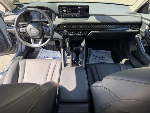 Certified 2023 Honda Accord Touring image 14