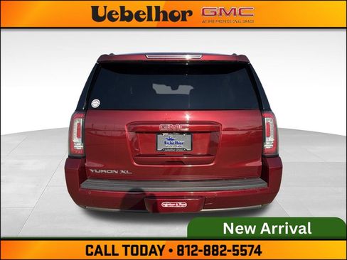 Used 2018 GMC Yukon XL SLT w/ Open Road Package AWD/4WD image 10