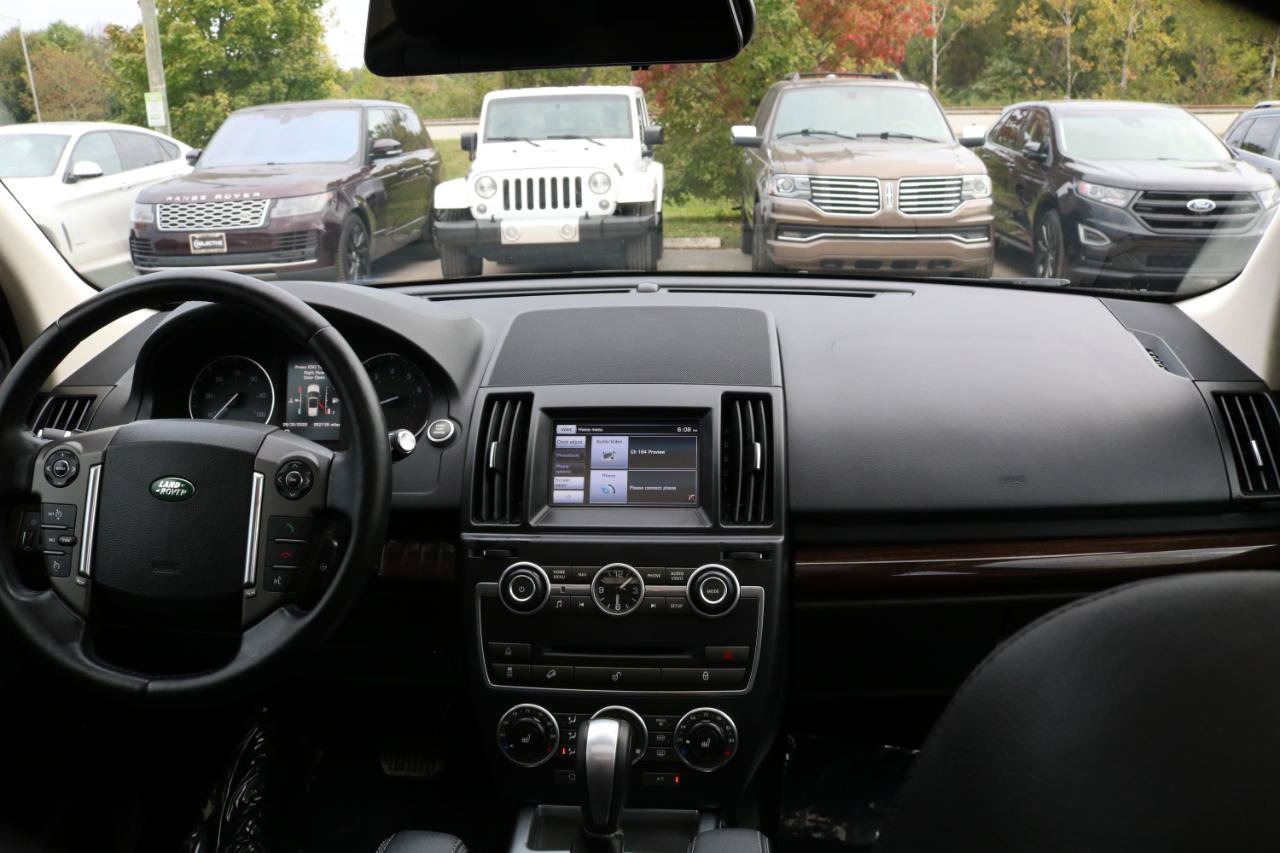 Used 2014 Land Rover LR2 AWD/4WD image 36