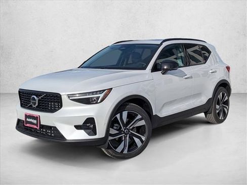 New 2026 Volvo XC40 B5 Ultra w/ Climate Package image 1