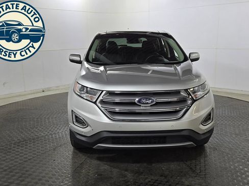 Used 2018 Ford Edge Titanium w/ Equipment Group 302A AWD/4WD image 2