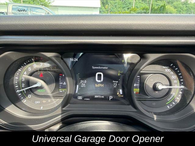 Certified 2024 Jeep Wrangler Unlimited Sahara w/ Technology Group AWD/4WD image 24