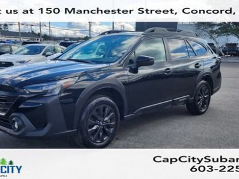 Used 2025 Subaru Outback Onyx Edition AWD/4WD image 3