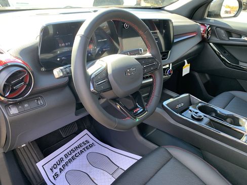 New 2026 Chevrolet Equinox RS w/ Convenience Package III image 12