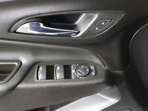 Used 2024 Chevrolet Equinox LT w/ LPO, Floor Liner Package image 31